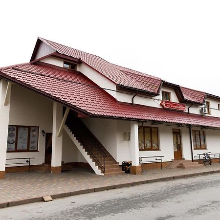 Gostyniy Dvir Synevir Hotel Synevyr Bagian luar foto
