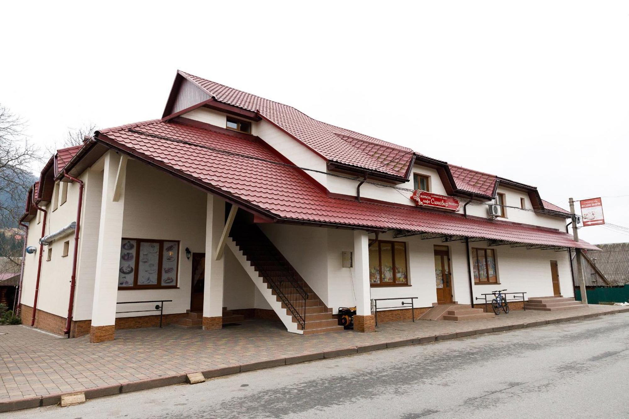 Gostyniy Dvir Synevir Hotel Synevyr Bagian luar foto