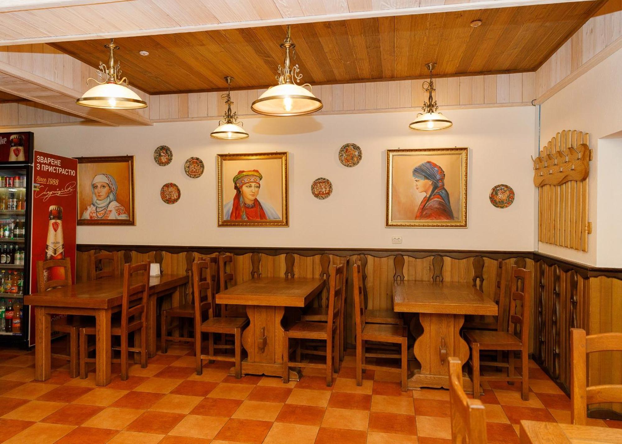 Gostyniy Dvir Synevir Hotel Synevyr Bagian luar foto