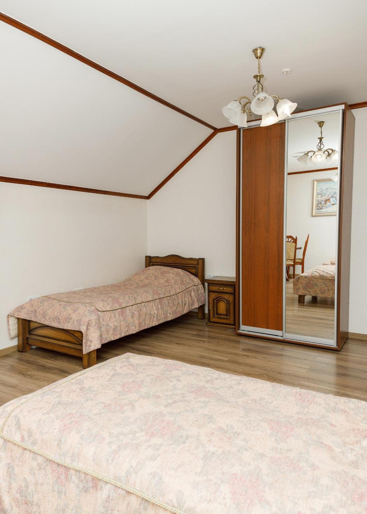 Gostyniy Dvir Synevir Hotel Synevyr Bagian luar foto